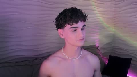 Snapshot of adam_21cm chatting on January 25, 2025, 4:13 pm Adam online show from January 25, 2025, 4:13 pm