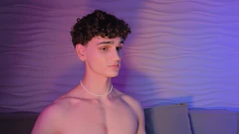 Snapshot of adam_21cm chatting on October 8, 2025, 4:26 pm Adam online show from October 8, 2025, 4:26 pm