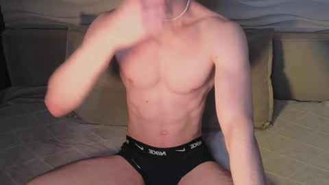 Snapshot of adam_21cm chatting on October 24, 2025, 7:54 pm Adam online show from October 24, 2025, 7:54 pm