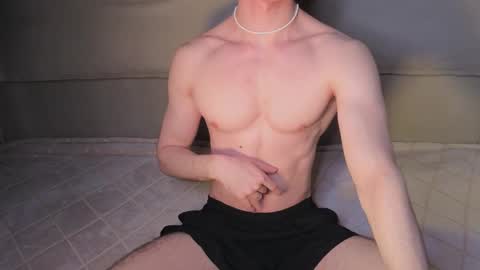 Snapshot of adam_21cm chatting on October 29, 2025, 4:31 pm Adam online show from October 29, 2025, 4:31 pm