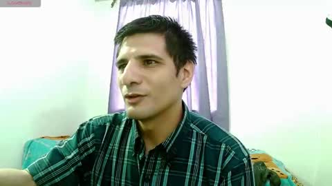 Snapshot of adam_arango chatting on December 18, 2025, 7:31 pm Adam online show from December 18, 2025, 7:31 pm