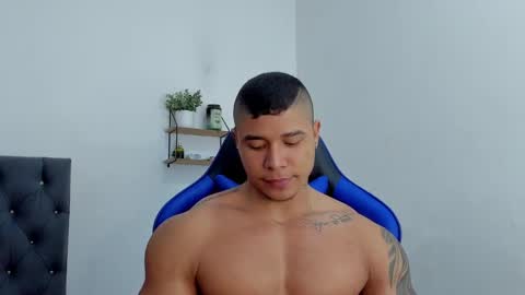 Snapshot of adam_boss chatting on September 25, 2025, 1:26 pm adam boss online show from September 25, 2025, 1:26 pm