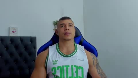 Snapshot of adam_boss chatting on October 6, 2025, 9:34 pm adam boss online show from October 6, 2025, 9:34 pm