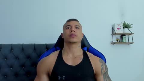 Snapshot of adam_boss chatting on November 18, 2025, 8:52 am adam boss online show from November 18, 2025, 8:52 am