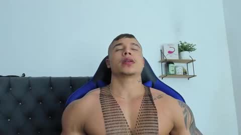 Snapshot of adam_boss chatting on February 13, 2026, 7:59 am adam boss online show from February 13, 2026, 7:59 am