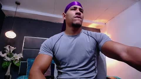 adam_fit19cm online show from September 10, 2025, 2:28 pm