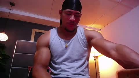 adam_fit19cm online show from April 18, 2026, 1:59 pm