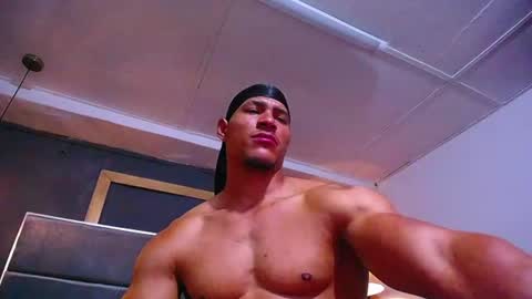 adam_fit19cm online show from July 28, 2026, 3:21 pm