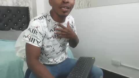 adam_morgan2 online show from September 9, 2025, 7:13 pm