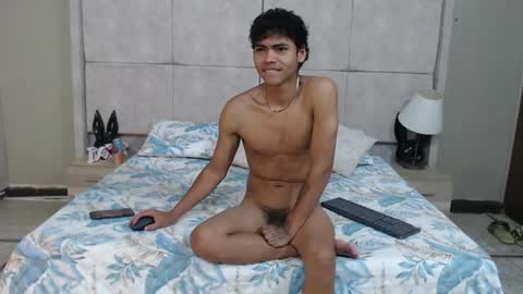 Snapshot of adam_piarse chatting on August 3, 2026, 1:48 am adam_piarse online show from August 3, 2026, 1:48 am