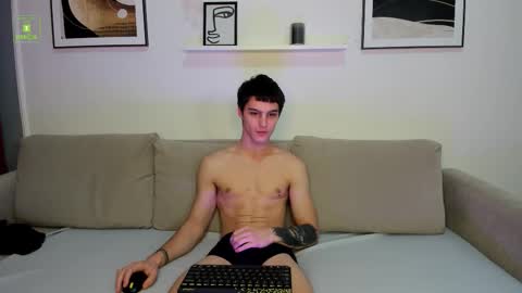 Snapshot of adam_porrter chatting on November 30, 2025, 5:39 pm Adam online show from November 30, 2025, 5:39 pm