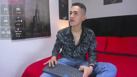 adam_walker_1 online show from April 12, 2026, 4:34 pm