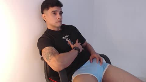 Hello guys excuse my absence I will be absent for several days for health reasons I hope you understand thank you very much. online show from November 22, 2025, 4:55 am