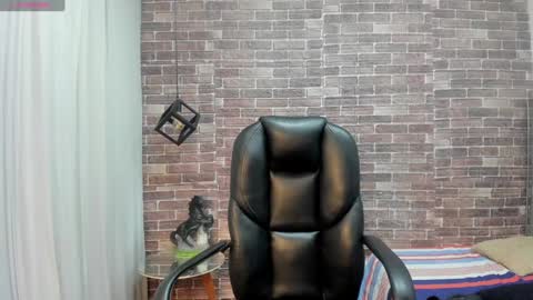 Snapshot of adamcoox chatting on December 6, 2024, 5:42 am Adam online show from December 6, 2024, 5:42 am