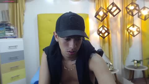 Snapshot of adamcoox chatting on January 23, 2025, 8:25 am Adam online show from January 23, 2025, 8:25 am