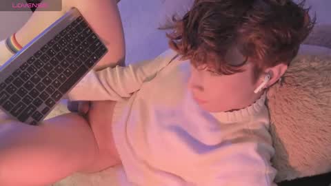 Snapshot of adamdayt chatting on February 9, 2025, 5:40 am Adam Dayt online show from February 9, 2025, 5:40 am