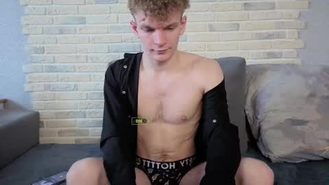 Snapshot of adamharriss chatting on March 3, 2026, 7:58 am adamharriss online show from March 3, 2026, 7:58 am