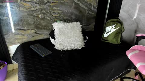 adamparker_ online show from February 25, 2025, 3:27 pm