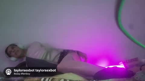 Snapshot of adamseve777 chatting on May 14, 2026, 11:50 am TaylorSexbot online show from May 14, 2026, 11:50 am