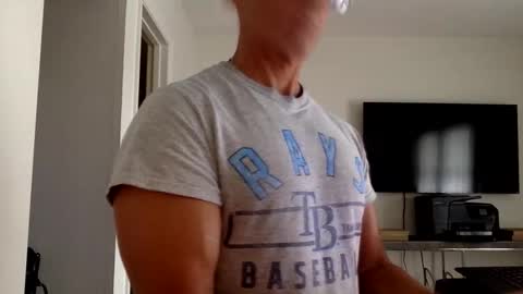 Snapshot of adamsix9 chatting on June 1, 2026, 5:25 pm Adam online show from June 1, 2026, 5:25 pm