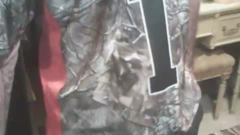 Snapshot of adamsny chatting on December 18, 2025, 6:41 am adamsny online show from December 18, 2025, 6:41 am