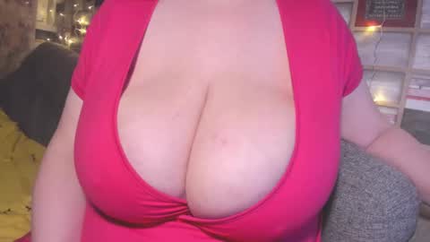 Snapshot of adamsvictory chatting on December 11, 2024, 2:30 am Victoria online show from December 11, 2024, 2:30 am