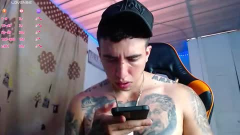 Snapshot of adan_hudson chatting on November 23, 2025, 2:39 pm Anderson online show from November 23, 2025, 2:39 pm