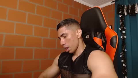 Adan Sin online show from January 8, 2025, 3:50 pm