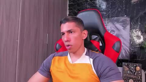 Adan Sin online show from December 4, 2025, 4:38 pm