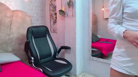 Snapshot of adanneva chatting on February 25, 2026, 3:16 am AdanNDEva online show from February 25, 2026, 3:16 am