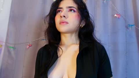  Adara Johnson  online show from January 9, 2026, 11:46 am