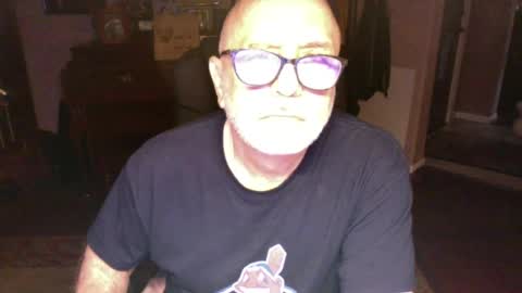 Snapshot of add_me_2 chatting on June 15, 2026, 11:23 am add_me_2 online show from June 15, 2026, 11:23 am