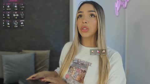 A D D I S O N  online show from February 7, 2025, 7:38 pm