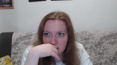 Adel online show from March 11, 2026, 7:31 pm