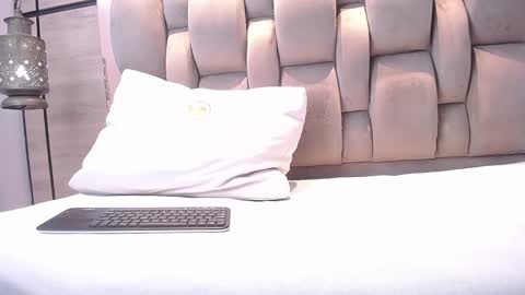 adela chase online show from January 20, 2025, 9:03 am