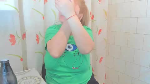 Snapshot of adelamilfsexy chatting on March 9, 2025, 10:52 pm izabellamilf online show from March 9, 2025, 10:52 pm