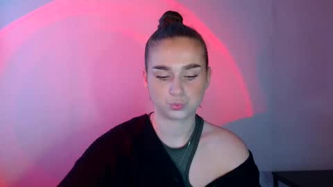 Adele Amore online show from March 4, 2025, 10:35 am