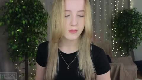 Adele online show from February 10, 2025, 6:13 pm