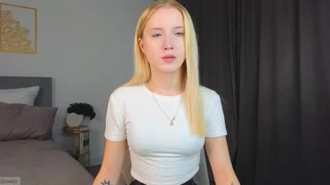 Adele online show from September 11, 2025, 10:10 pm