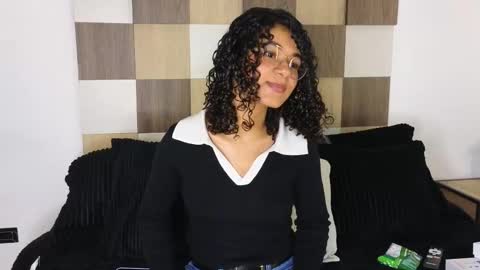 Andrea online show from February 22, 2025, 3:03 pm