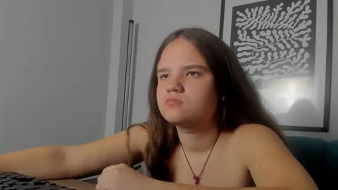 Snapshot of adelecruzz chatting on April 22, 2026, 12:07 pm adelecruzz online show from April 22, 2026, 12:07 pm