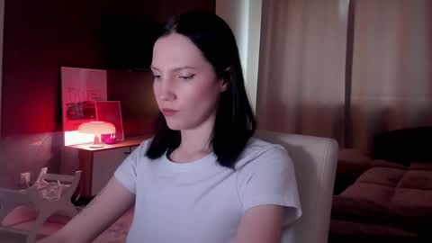 Adele Shine online show from April 15, 2026, 5:03 am