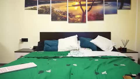 Adellineee online show from September 20, 2025, 9:05 pm