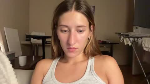 Snapshot of adellqueen chatting on July 20, 2026, 9:50 pm Adell online show from July 20, 2026, 9:50 pm