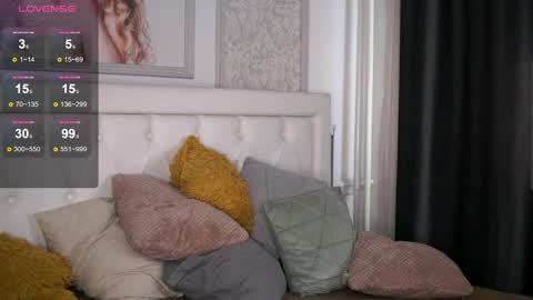 Adelyn online show from February 14, 2025, 7:49 am