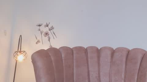 Snapshot of adelyn_x chatting on February 18, 2025, 12:39 pm instragram adelyn 111 online show from February 18, 2025, 12:39 pm