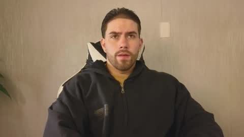 Snapshot of ades_lowe chatting on November 15, 2025, 12:02 pm Ades online show from November 15, 2025, 12:02 pm