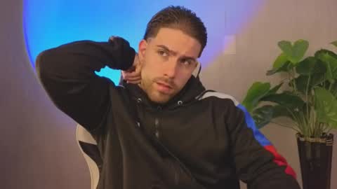 Snapshot of ades_lowe chatting on November 22, 2025, 11:31 am Ades online show from November 22, 2025, 11:31 am