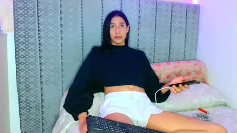 Snapshot of adhara365 chatting on December 17, 2024, 1:07 am adhara star 3 online show from December 17, 2024, 1:07 am