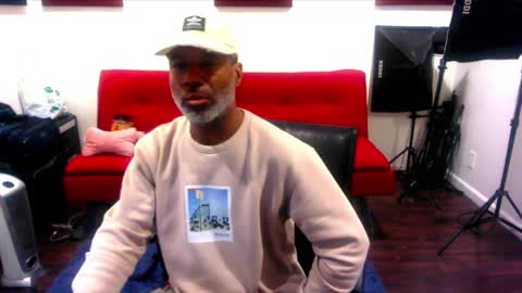 Snapshot of adick_ting chatting on January 25, 2025, 5:40 am adick_ting online show from January 25, 2025, 5:40 am